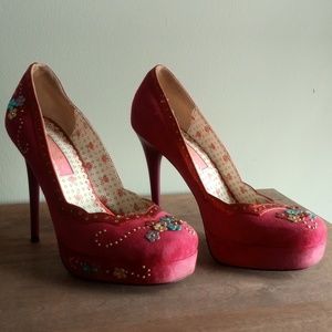Betsey Johnson pumps